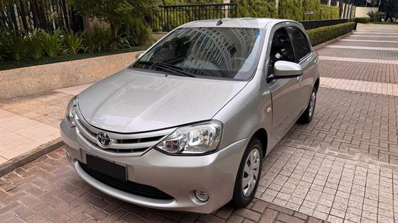 TOYOTA ETIOS 1.5 XS 16V FLEX 4P AUTOMÁTICO